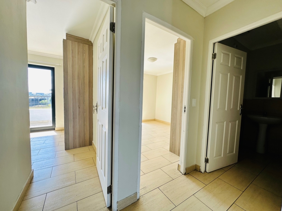 2 Bedroom Property for Sale in Parklands North Western Cape